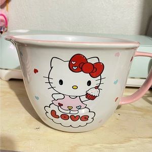 Hello kitty valentines mixing bowl